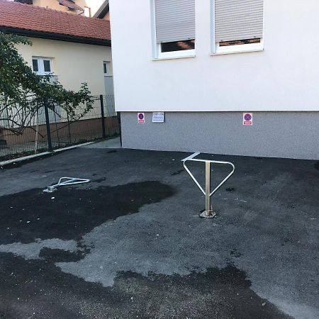 Flat Stan Mesa Selimovic Apartment Zivinice ภายนอก รูปภาพ