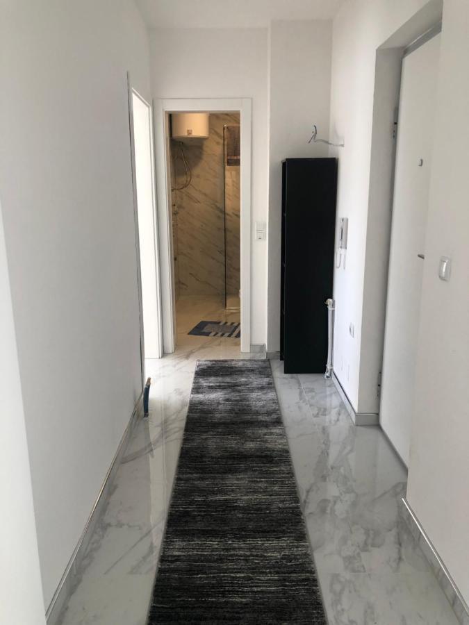 Flat Stan Mesa Selimovic Apartment Zivinice ภายนอก รูปภาพ